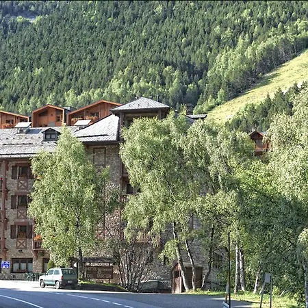 Del Tarter Hotel